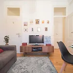 Apartamento Com 3 Quartos Muito Acolhedores Nos Anjos
