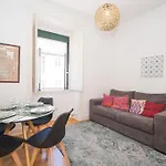 Apartamento Com 3 Quartos Muito Acolhedores Nos Anjos